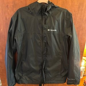 Columbia Omnitech Hooded Rain Jacket